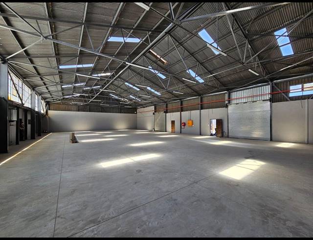 800M² WAREHOUSE TO LET IN BENROSE